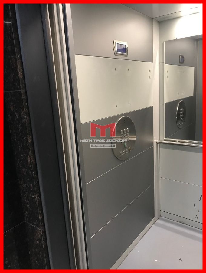 Процесс оклейки лифта плёнкой