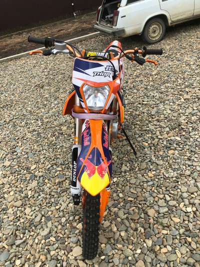 Наклейки GR1 250