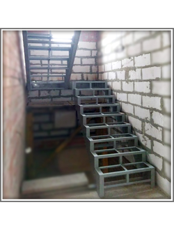 мк №17. металлокаркас. двойной косоур под зашивку (лазерная резка).