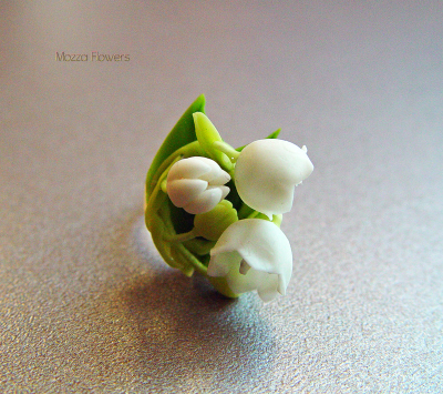 Кольцо "Белые ландыши".