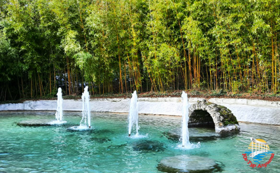 Фонтан на территории парка Юсуповского дворца