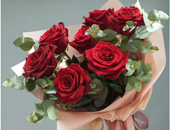 Букет красных роз "Великолепие"