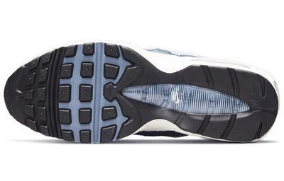 кроссовки Nike Air Max 95 'Midnight Navy' DC9412-400 подошва