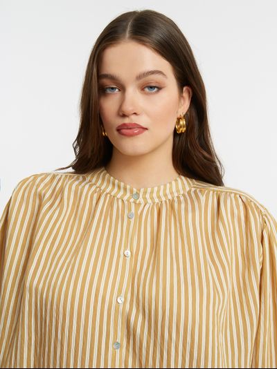 Базовая рубашка в полоску