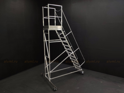 Лестница с площадкой ЛС, лестница с платформой, площадка передвижная, вышка-стремянка, стремянка пед