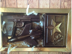 Подарочный шоколадный набор из трех предметов (на выбор)