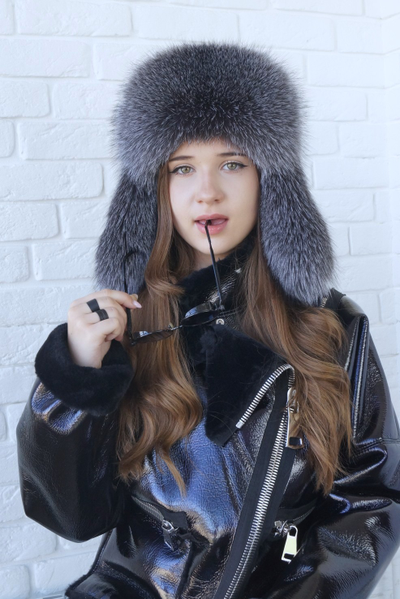 Ушанка "Полярная звезда" цвет черный + чернобурка (копия)