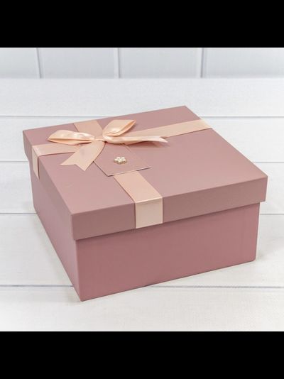 Коробка подарочная с бантом и цветком (лиловая), 15*15*6,5см