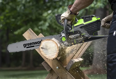 Цепная аккумуляторная пила Greenworks OCS600