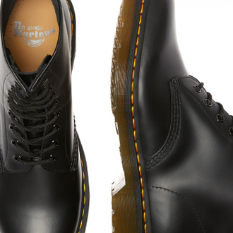 Ботинки Dr. Martens 1460 Smooth черные в Новосибирске
