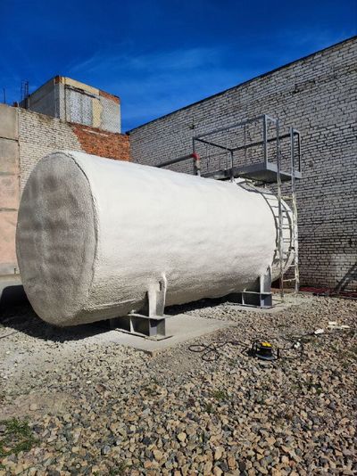 Теплоизоляция емкости, цистерны, резервуара, бака пенополиуретаном