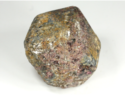 Гранат Альмандин, кристалл, Россия, Кольский п-ов, Тахлинтуайв гора (65*55*50 мм, 430 г) №29828