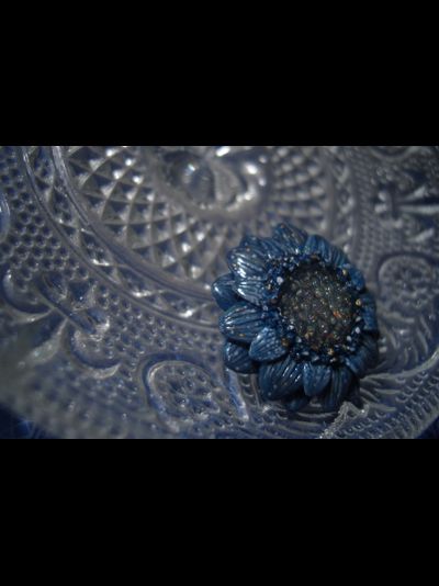 "Каллистефус Галактика", мини брошь с космическим цветком