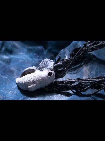 "Песнь моря. Перерождение белька" - колье в северном стиле с натуральным лабрадором и шёлком