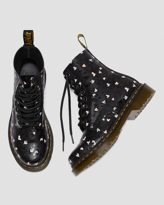 Dr Martens Pascal Chaos Hearts с белыми сердечками