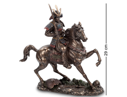 Модель № WS-89/1: Статуэтка "Самурай на коне"