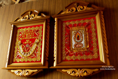 Киоты настенные