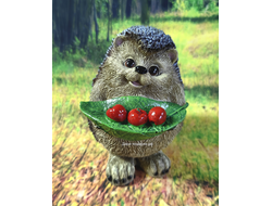 ЁЖИК С ЯБЛОЧКАМИ  15*10см  0,4кг   полистоун Россия 672/012432   Ежик - символ защиты и удачи. Защищайте свой дом и участок с помощью этих милых зверьков.