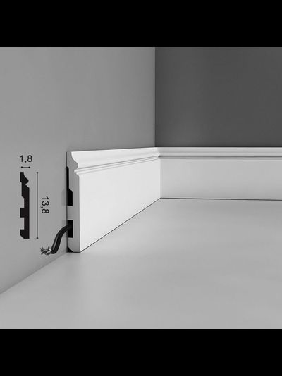 Напольный плинтус из дюрополимера Orac Decor коллекция Axxent SX118