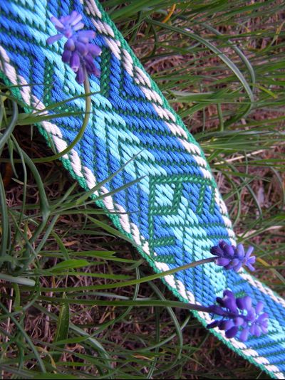 Тканый пояс с символами стихий