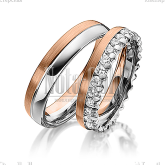 Обручальные кольца из красного и белого золота с бриллиантами в женском кольце узкие с глянцевой и шероховатой поверхностью