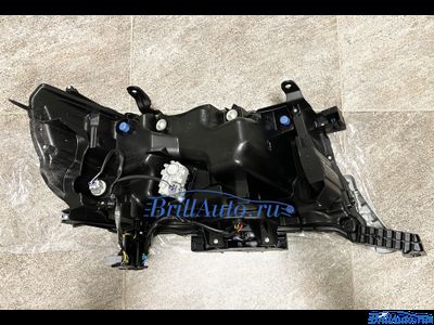 Фары Toyota Land Cruiser 200 черные Executive, БЕГАЮЩИЙ ПОВОРОТНИК