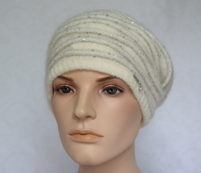 Белый итальянский берет Vizio 6938 с бежевыми полосами фото
