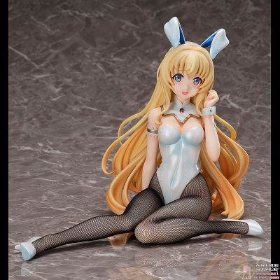Фигурка 1/4 Жрица (Onna Shinkan Bunny Ver.)