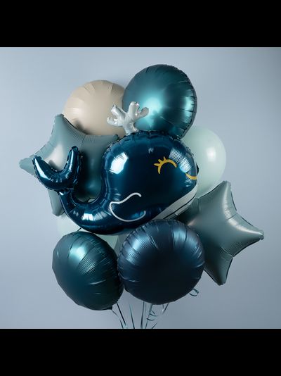 Счастливый кит