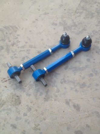 Honda Accord 4 поколения задние развальные рычаги (Совместимо с : Honda Accord 1990 - 1997 г.в.)