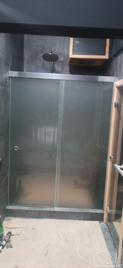 TREM Комплект для закрытой раздвижной душевой (полир.)