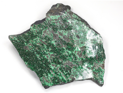 Уваровит кристаллы на породе, Урал (72*73*18 мм, 124 г) №25856