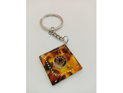 Брелок из натурального янтаря "SKODA"