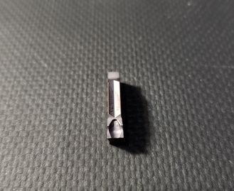 Пластина отрезная 4 мм ZPFS0402-MG YBG202 по стали/нержавейке