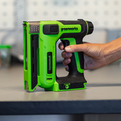 Степлер аккумуляторный Greenworks G24CS10 24V