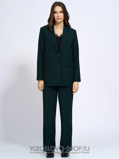 Комплект женский состоящий из жакета и брюк в темно-зеленом оттенке
