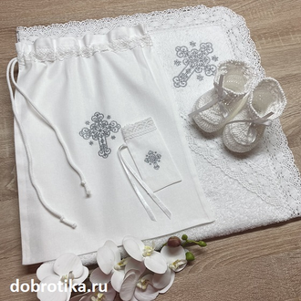 Крестильный набор для мальчика модель "Георгий": рубашка сзади на кнопочках, можно вышить любое имя, комплектация на выбор, цена от