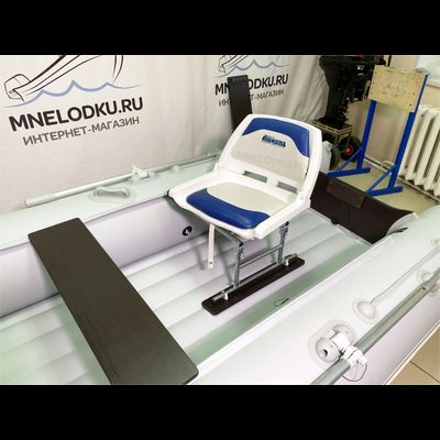 Опора в палубу под стойку кресла