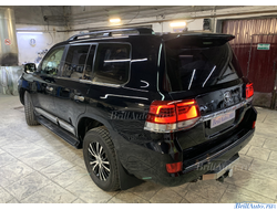 Полный рестайлинг Toyota Land Cruiser 200 из 2007-2015 в 2021 (Оптимальный)