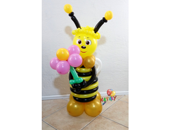 Фигура из шаров "Пчела"