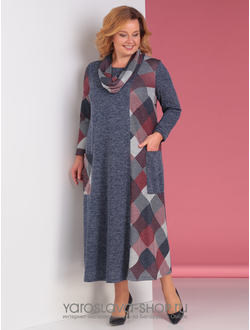 Модель: А-3079. Серое платье с клетчатыми красными вставками и карманами.