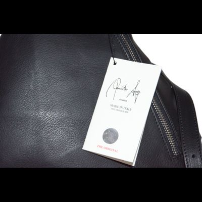 Сумка - рюкзак Ренато Анжи черный гладкий