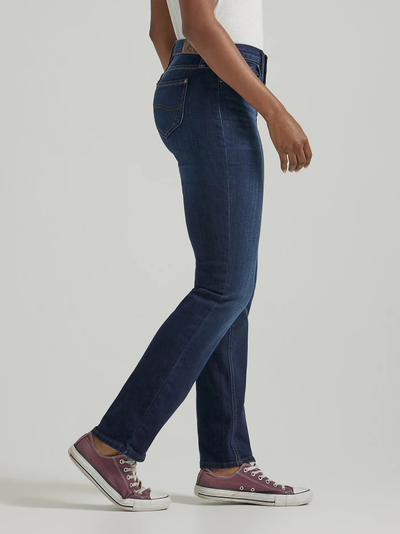Джинсы Lee® Women's Legendary Regular Straight Jean