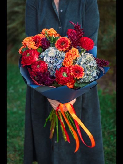 Букет с Розами пионовидными Ред Монстер