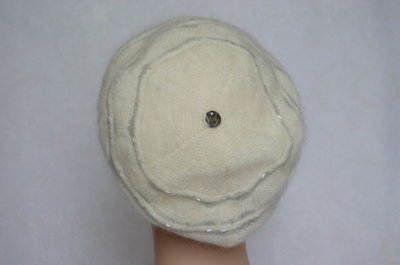 Визио Италия 6938 белый берет со стеклярусом фото