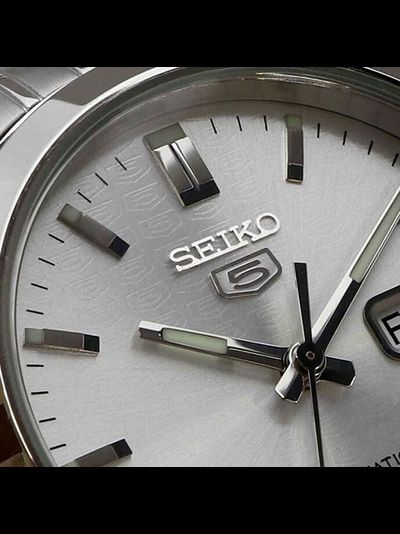 Наручные часы Seiko SNK355K1