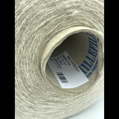 MILLEFILI art.GARZSOFTYAK Nm. 640 метров в 100 граммах 75% WO (шерсть), 8% WY ( шерсть яка), 15% PA, 2% PL Цв. 80014 овсянка