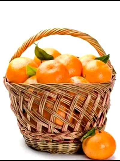 Корзина с мандаринами