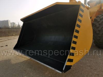 Фронтальный погрузчик Амкодор 333