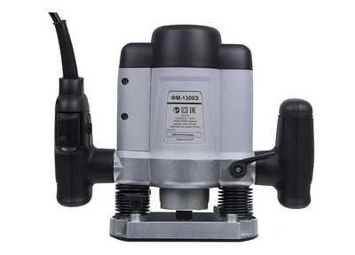 Фрезерная машина ФМ-1300Э Ресанта (1300 Вт, цанга 6,8 мм)